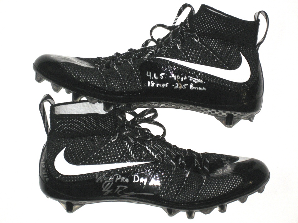 tight end football cleats