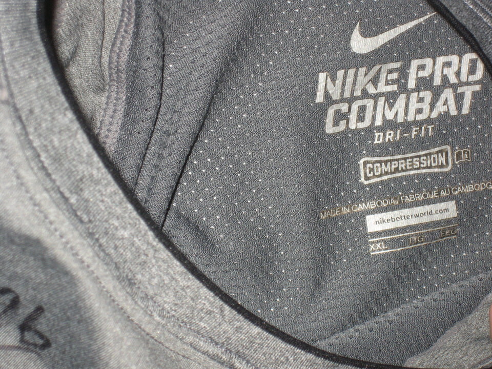 https://www.bigdawgpossessions.com/wp-content/uploads/2017/06/Jay-Bromley-New-York-Giants-96-Practice-Worn-Nike-Pro-Combat-Hyperstrong-Padded-Compression-XXL-Shirt-1.jpg