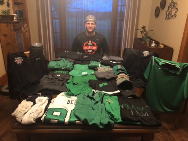 Ryan Bee with Marshall Thundering Herd Team Issued Black & White Nike Dri-Fit XXL Sweatpants - Worn Around Campus!