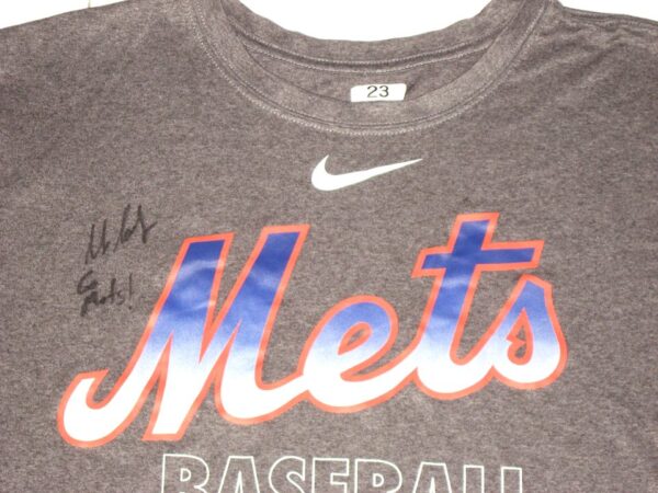 Max Moroff Player Issued & Signed Official New York Mets #33 Nike Dri-Fit  Shirt - Worn for Batting Practice! - Big Dawg Possessions