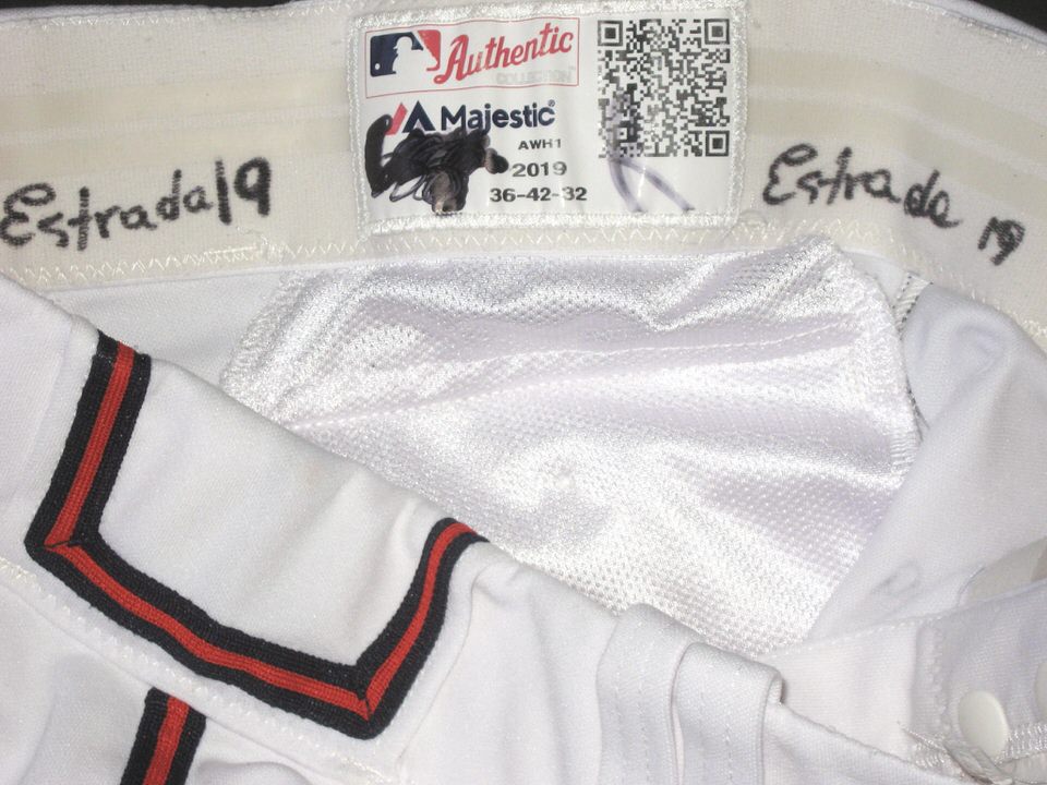 Rusber Estrada 2022 Atlanta Braves Game Worn & Signed White & Grey Franklin  Batting Gloves