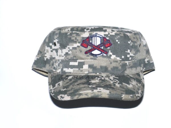 Indigo Diaz Team Issued & Signed GO BRAVES! Official Camo Rome Braves Hat