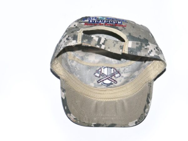 Indigo Diaz Team Issued & Signed GO BRAVES! Official Camo Rome Braves Hat