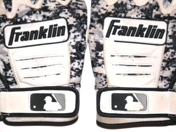 Landon Stephens 2022 Rome Braves Game Worn & Signed Camo Franklin Batting Gloves