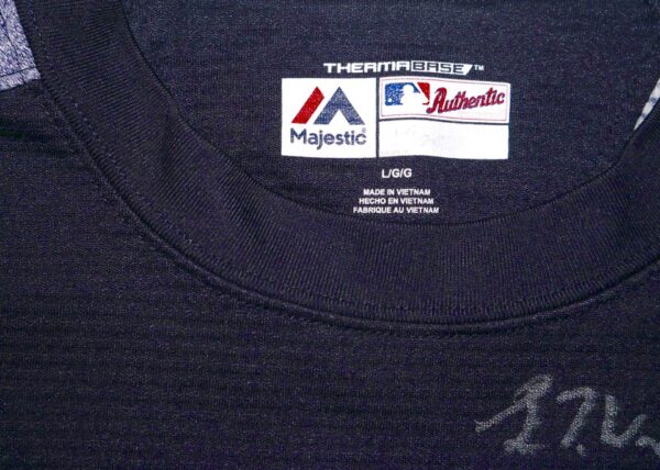 Luke Waddell Team Issued & Signed Official Atlanta Braves Majestic Therma Base Pullover Sweatshirt