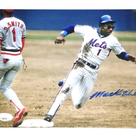 Mookie Wilson Signed New York Mets Rounding Bases 8 x 10 Photo - JSA Hologram