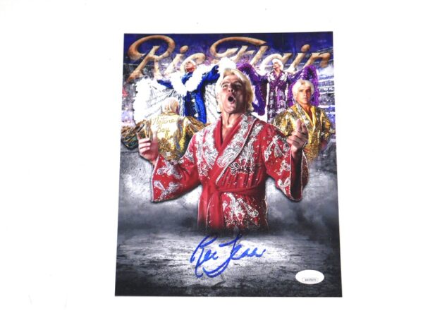 Wrestling Hall of Famer Ric Flair Signed Autographed WWE 8 x 10 Photo - JSA Witnessed