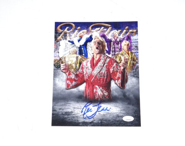 Wrestling Hall of Famer Ric Flair Signed Autographed WWE 8 x 10 Photo - JSA Witnessed