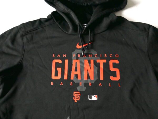 Armando Alvarez Dugout Worn & Signed Official San Francisco Giants Nike Therma-Fit Pullover Hooded Sweatshirt1