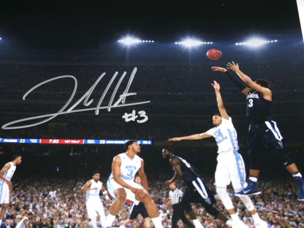 Josh Hart Signed Villanova Wildcats Action 8 x 10 Photo - JSA Witnessed