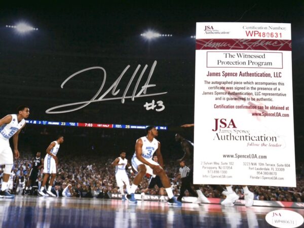 Josh Hart Signed Villanova Wildcats Action 8 x 10 Photo - JSA Witnessed