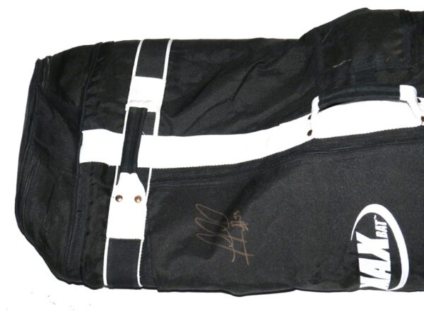 Rusber Estrada 2024 Navegantes del Magallanes Autographed Signed MAX Bat Baseball Bag