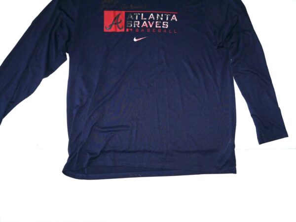 Rusber Estrada Practice Worn & Signed Official Atlanta Braves Baseball Long Sleeve Nike Dri-Fit XXL Shirt