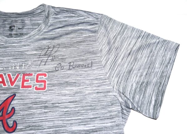 Rusber Estrada Practice Worn & Signed Official Atlanta Braves Baseball Nike Dri-Fit XXl Shirt